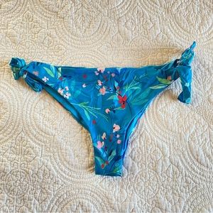 Oysho tie side blue floral bikini bottoms large